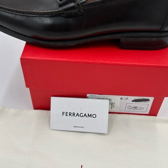 Salvatore Ferragamo Black Leather Loafers with Silver Buckle Size 8EEE main image 6